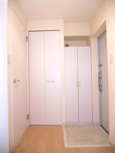 玄関　玄関収納