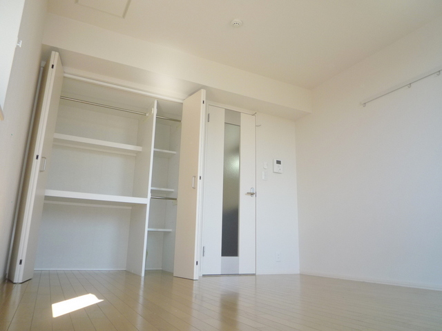 収納　★広いお部屋に大きな収納！★