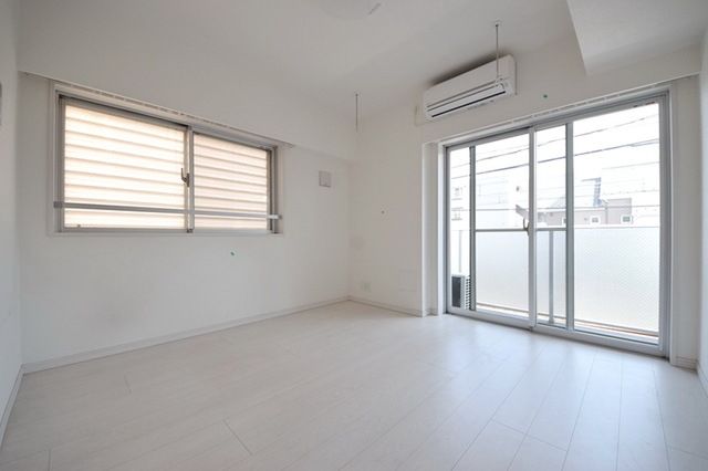 居室・リビング　★２面採光のお部屋★