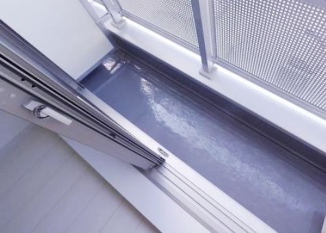 バルコニー　別部屋同仕様タイプ