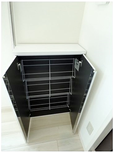 玄関　明るい玄関です