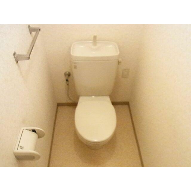 トイレ　※別号室の参考写真です(現況優先・仕様違いの場合あり)