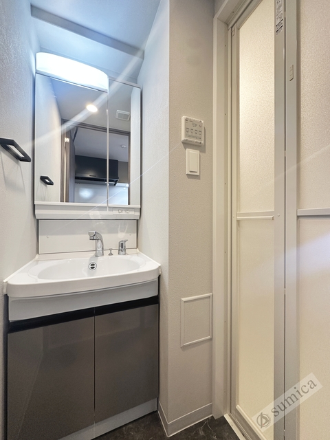 洗面設備　シャンプードレッサー・朝シャンはこちらで♪♪