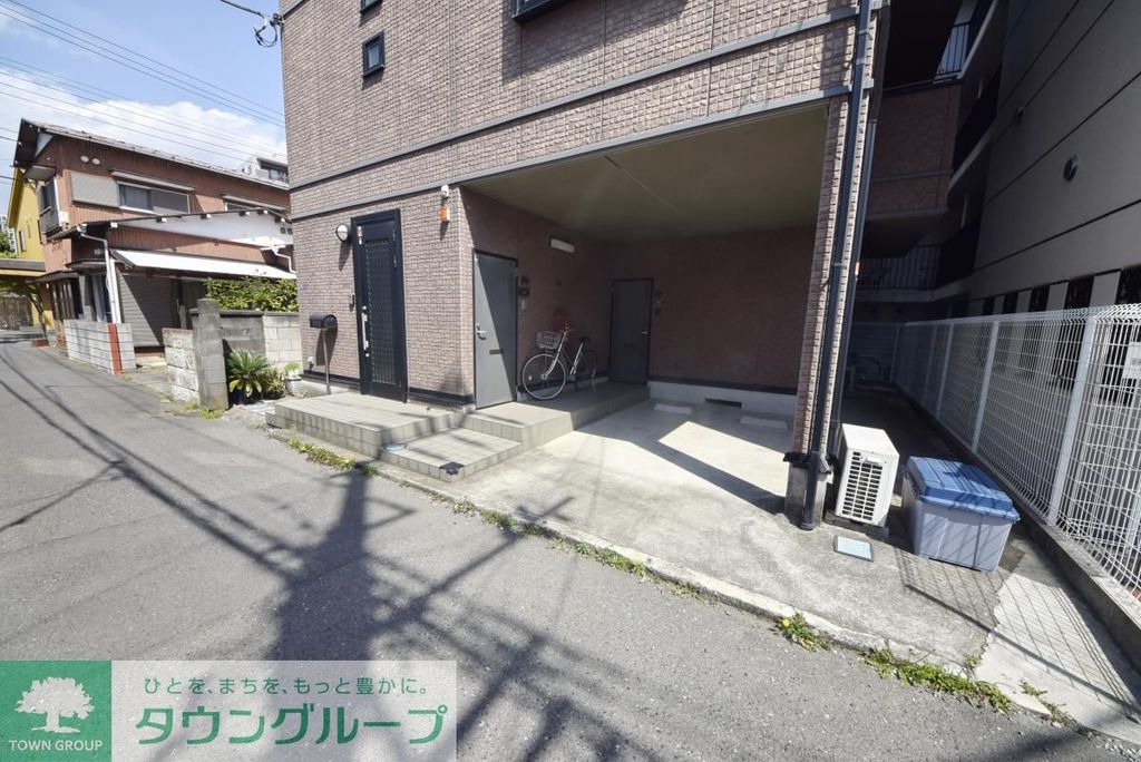 エントランス　エントランス