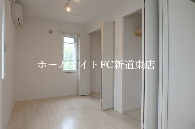 その他部屋・スペース　寝室