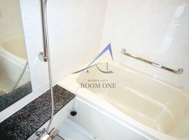 バス・シャワールーム　お風呂です。