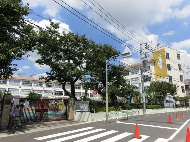 小学校　滝野川第一小学校（小学校）まで40m