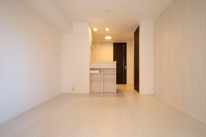 居室・リビング　リビング　※別号室参考写真