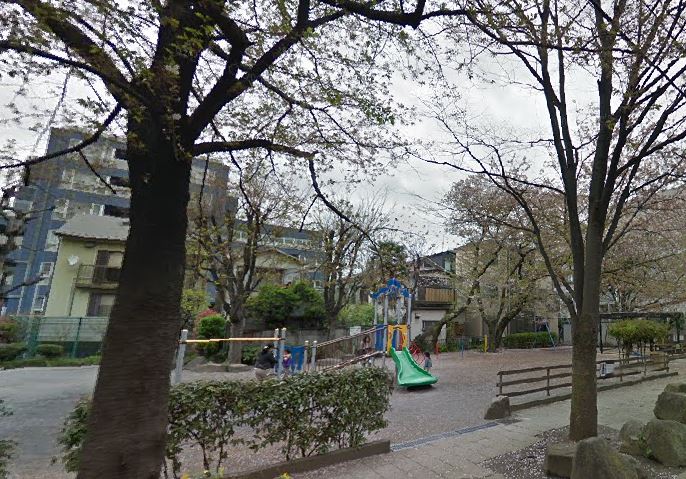 公園　入三西公園（公園）まで302m