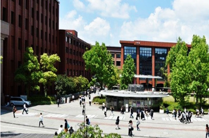 大学・短大　龍谷大学深草学舎 法科大学院教務課（大学・短大）まで3356m