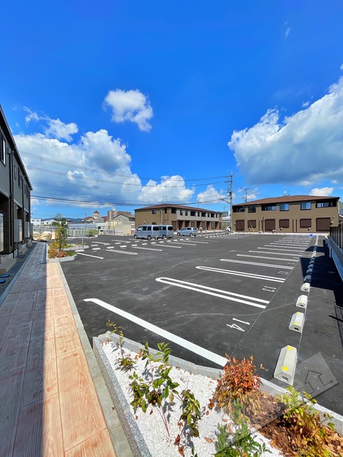 駐車場　同仕様写真