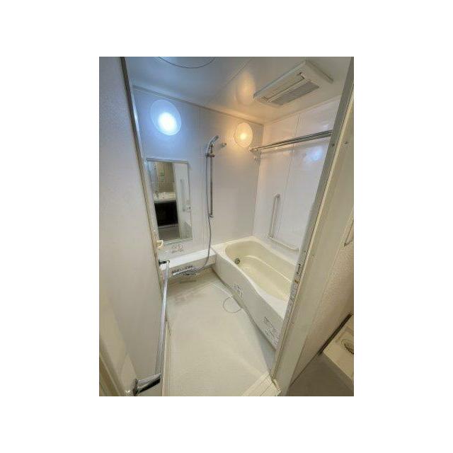 バス・シャワールーム　浴室乾燥機付き