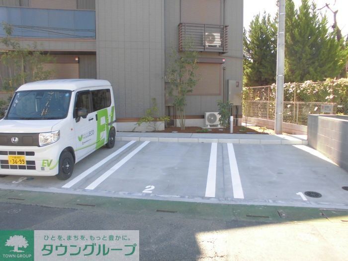 駐車場　駐車場