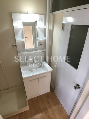 洗面設備　独立洗面化粧台付き