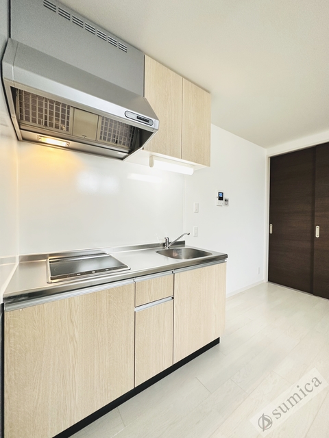 キッチン　ＩＨ２口コンロ完備＾＾お一人でもお二人でもゆったり使えますね