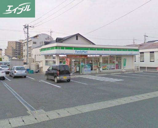 コンビニ　ファミリーマート岡山青江店（コンビニ）まで207m