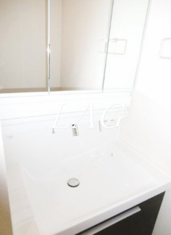 洗面設備　独立洗面台です。