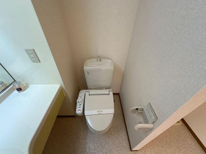 トイレ　トイレ