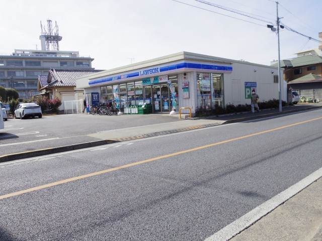 コンビニ　ローソン（コンビニ）まで290m