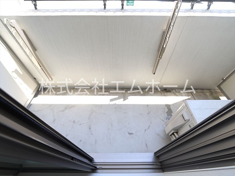 バルコニー　南面バルコニー