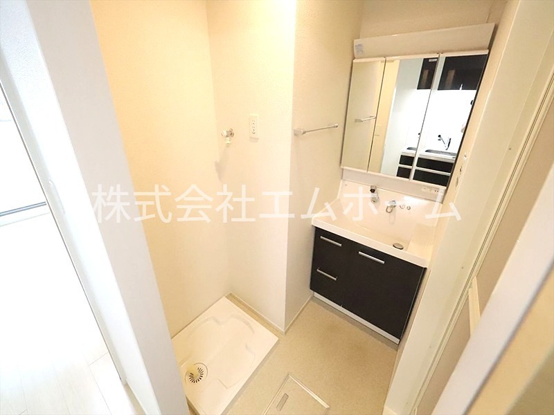 洗面設備　脱衣所　独立洗面化粧台（シャンプードレッサー）