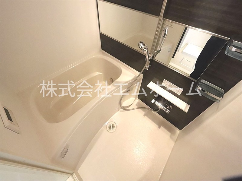 バス・シャワールーム　追い焚き浴室暖房乾燥機付お風呂