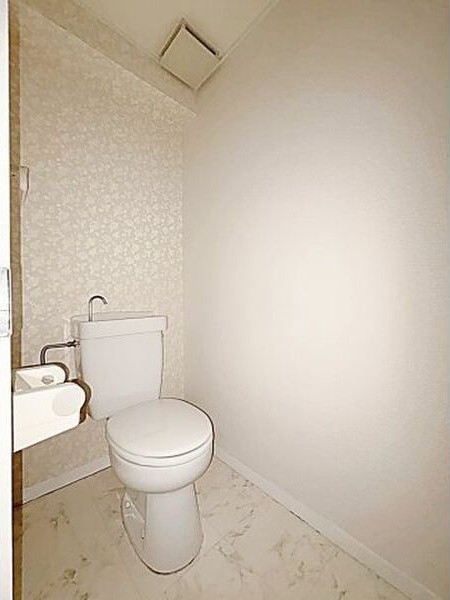 トイレ　★☆他社掲載も内見や契約可能！相見積もり大歓迎☆★