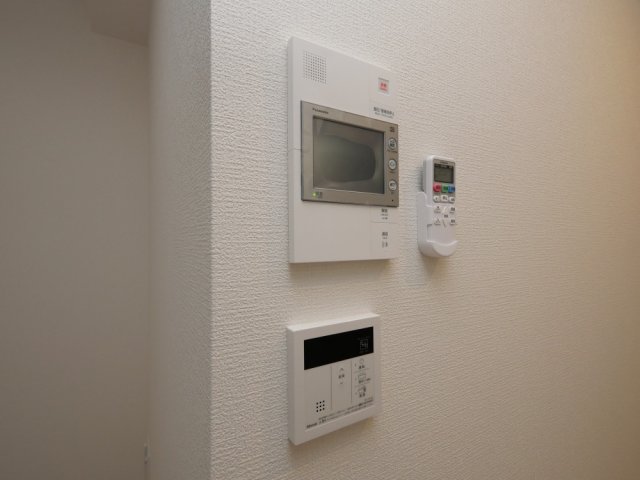 セキュリティ　モニター付きインターホンです