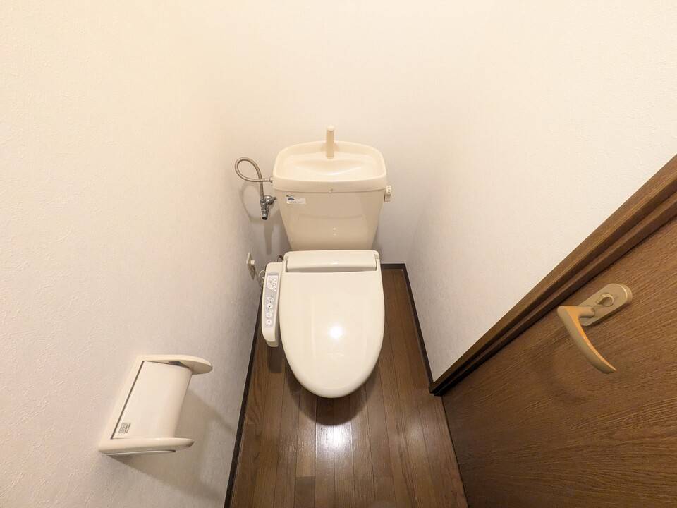 トイレ　トイレ