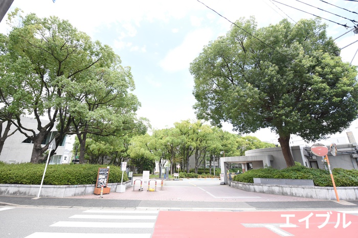 大学・短大　九州大学（大学・短大）まで131m
