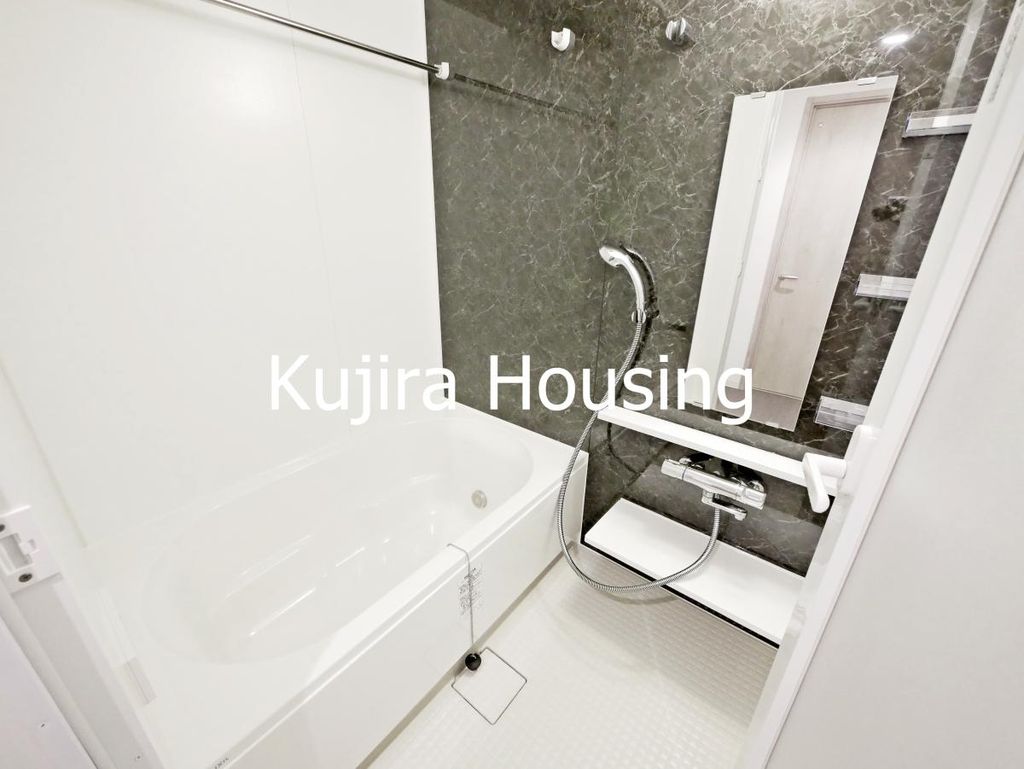 バス・シャワールーム　バスルームです♪