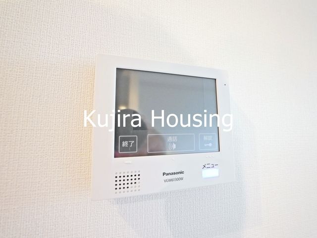 セキュリティ　モニター付きインターホン完備です♪