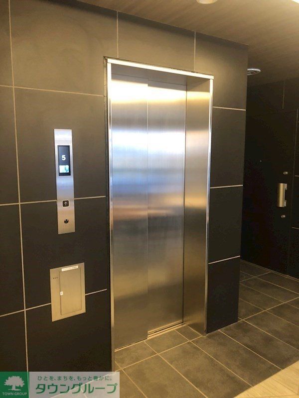 エントランス　共有部分