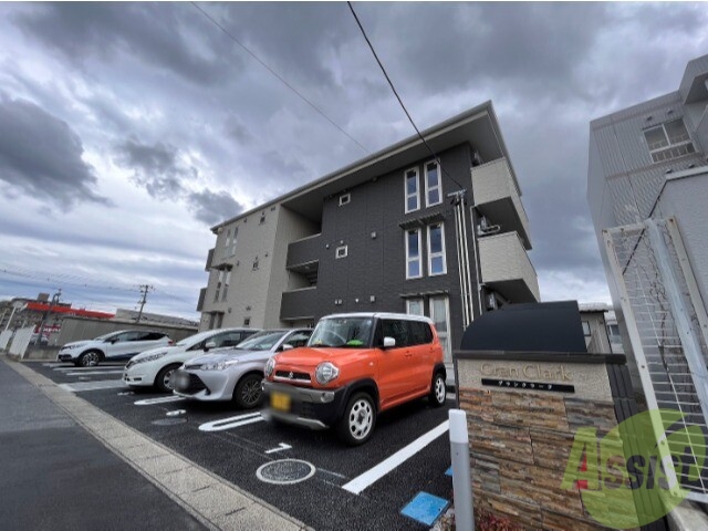 建物外観　仙台市泉区泉中央２丁目「グランクラーク」