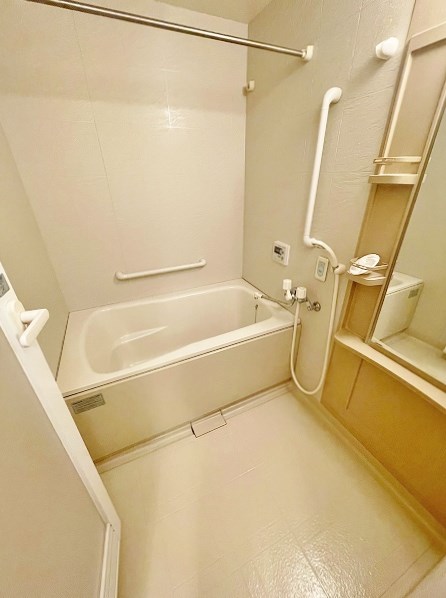 バス・シャワールーム　★浴室★(現況優先)