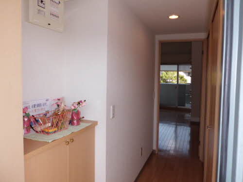 玄関　別号室の写真です（反転）