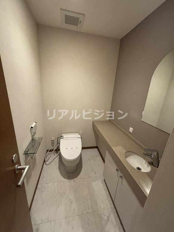 トイレ　※こちらの写真は他部屋参考写真です