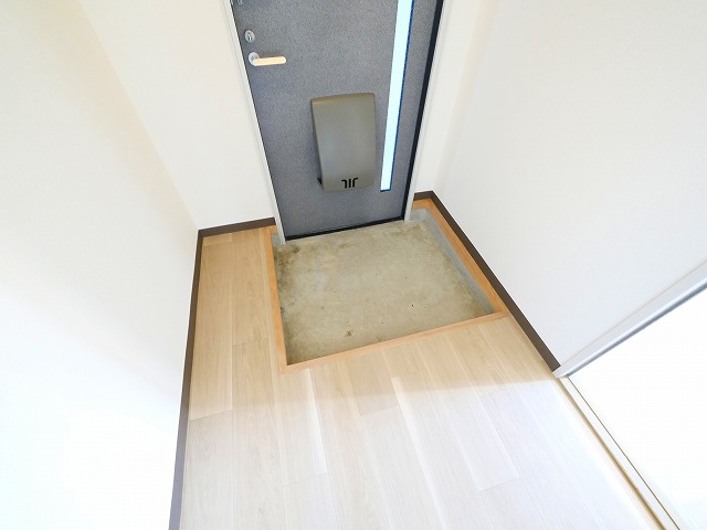 玄関　収納もある玄関です