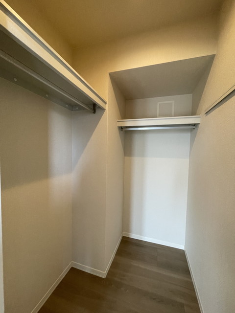 収納　ウォークインクローゼット