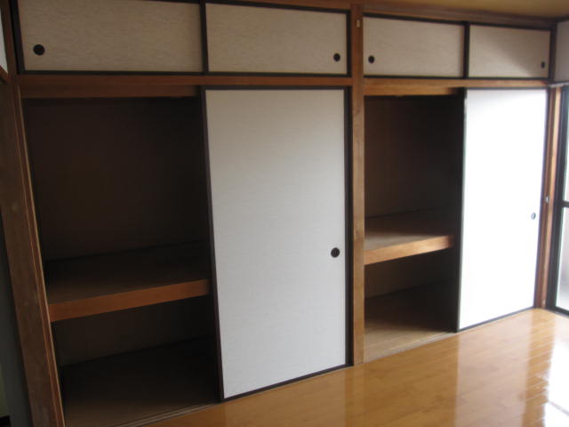 フォーシーズン連坊の内装写真