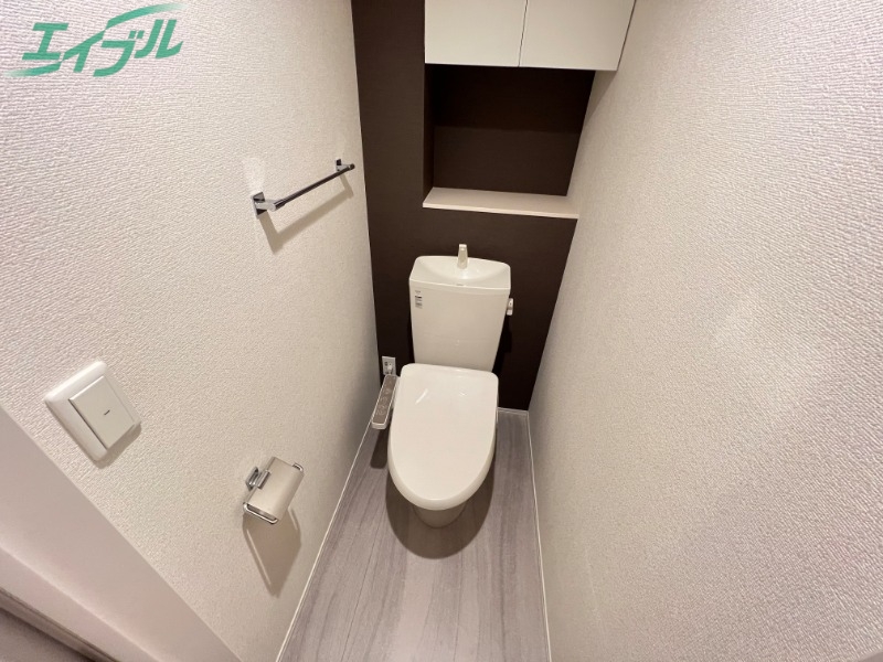 トイレ　同型参考写真