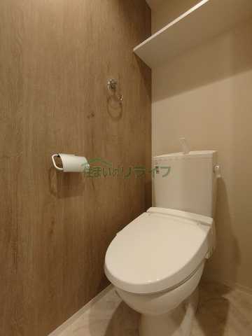 トイレ　別部屋参考写真となります。