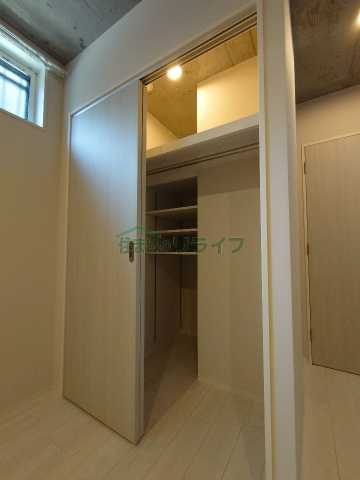 収納　別部屋参考写真となります。