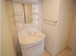 現状優先とし写真は参照とする。