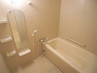 現状優先とし写真は参照とする。