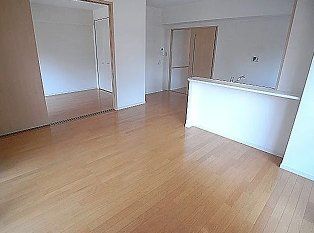 現状優先とし写真は参照とする。