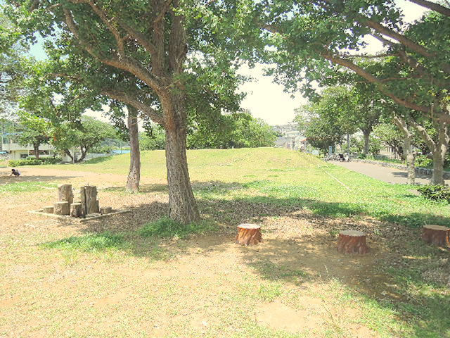 その他　逗子市第一運動公園（その他）まで852m