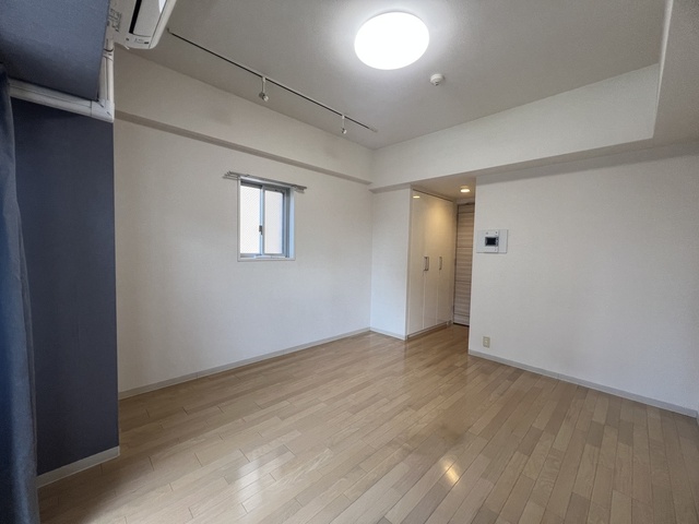その他部屋・スペース　洋室８．６畳※照明器具については機能保証なし