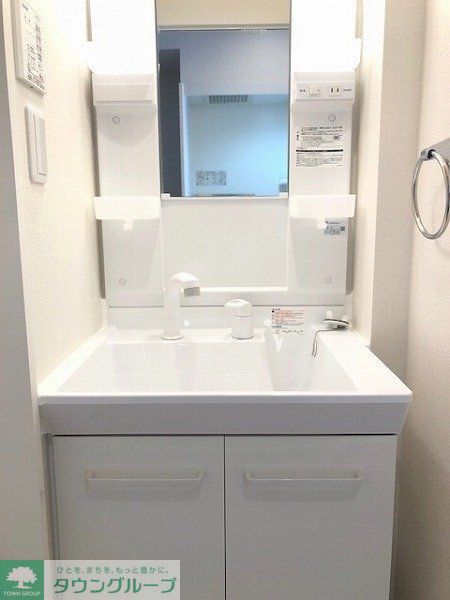 洗面設備　独立洗面台付です！
