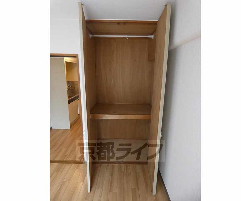 収納　便利な収納スペースあります。